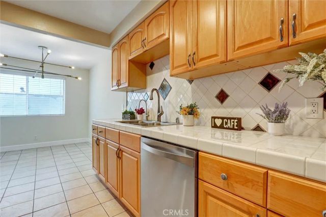 4637 Willis Avenue 110, Sherman Oaks, CA 91403