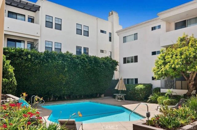 4637 Willis Avenue 110, Sherman Oaks, CA 91403