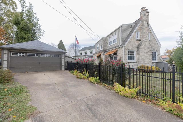 2913 E Mulberry Street, Evansville, IN 47714