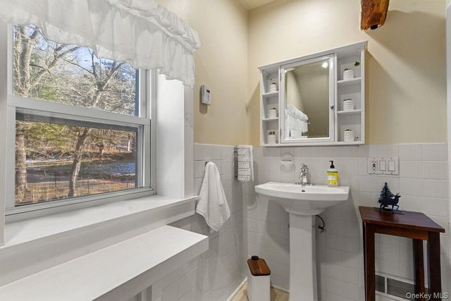 20 Abbeyfield Lane, Brewster, NY 10509