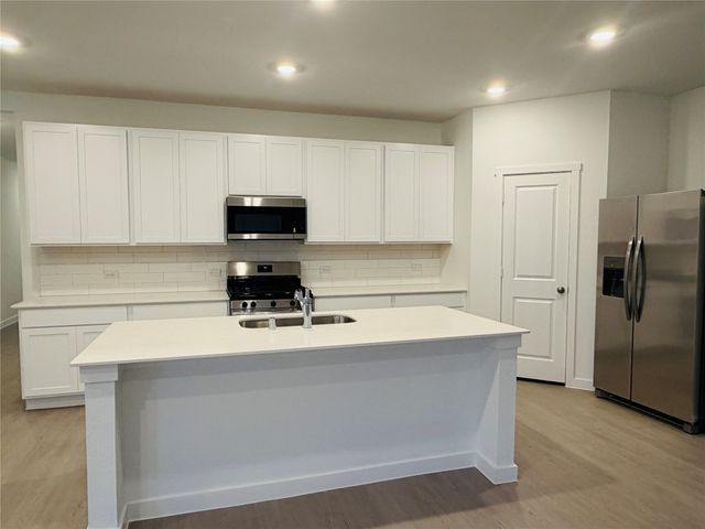 3036 Dutch Road, Aubrey, TX 76227