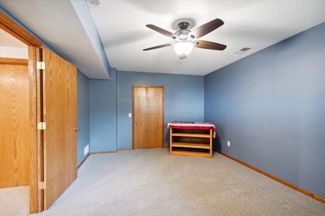 5429 Nelmark Avenue NE, Saint Michael, MN 55376