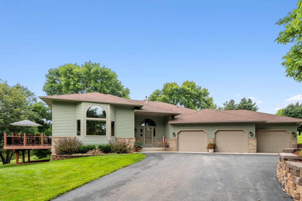 5429 Nelmark Avenue NE, Saint Michael, MN 55376