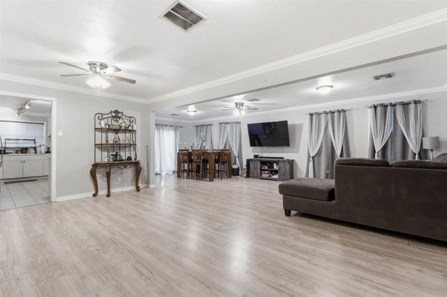 1621 Sage Drive, Lake Charles, LA 70607