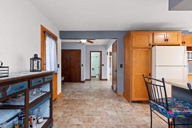 1525 N CLARK STREET, Appleton, WI 54911