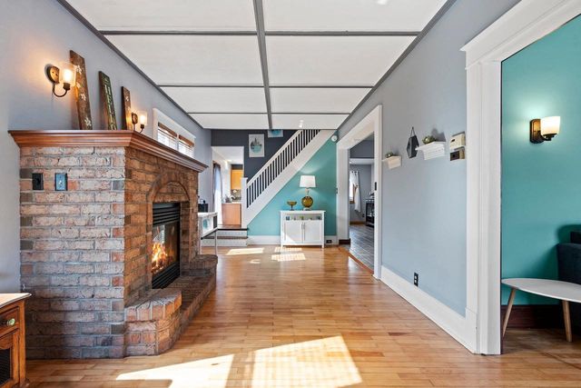 1525 N CLARK STREET, Appleton, WI 54911