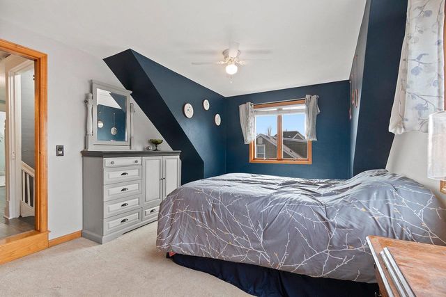 1525 N CLARK STREET, Appleton, WI 54911