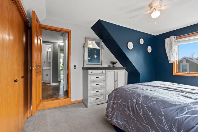 1525 N CLARK STREET, Appleton, WI 54911