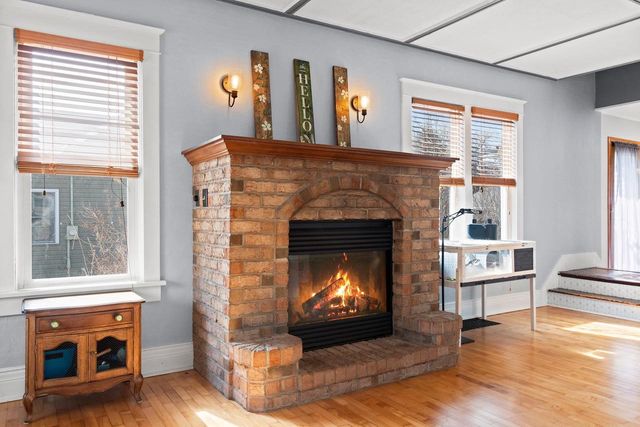 1525 N CLARK STREET, Appleton, WI 54911