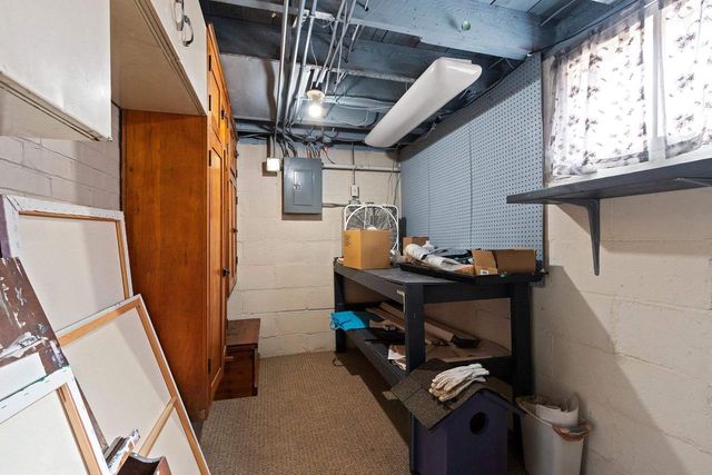 1525 N CLARK STREET, Appleton, WI 54911