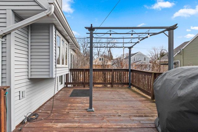 1525 N CLARK STREET, Appleton, WI 54911