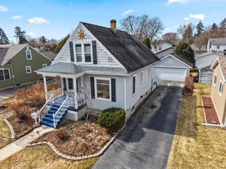 1525 N CLARK STREET, Appleton, WI 54911