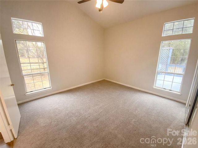 2326 Linda Lou Court, Charlotte, NC 28213