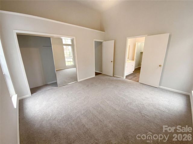 2326 Linda Lou Court, Charlotte, NC 28213