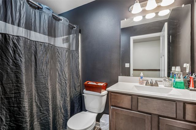 3304 Locust Street SW, Bondurant, IA 50035