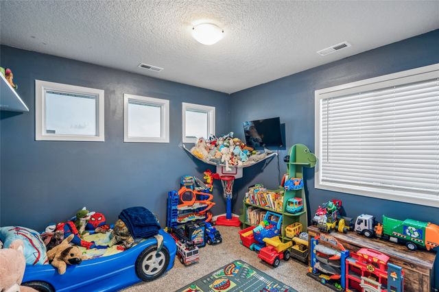 3304 Locust Street SW, Bondurant, IA 50035