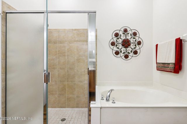 1880 COPPER STONE Drive B, Fleming Island, FL 32003