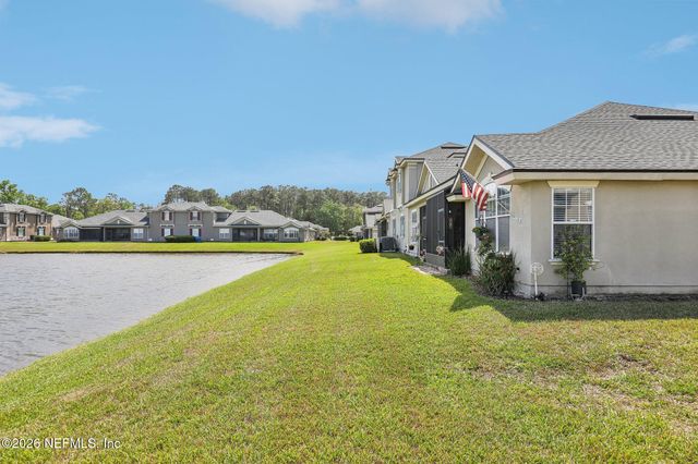 1880 COPPER STONE Drive B, Fleming Island, FL 32003