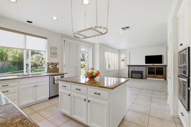 1536 Jackdow Court, Gilroy, CA 95020