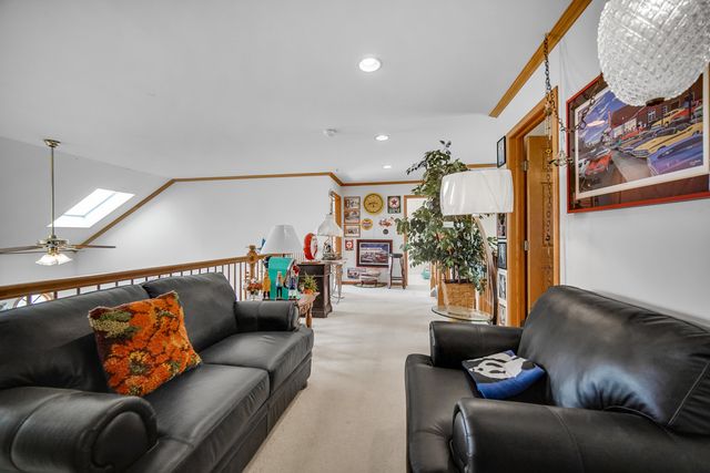 19331 Everett Lane, Mokena, IL 60448