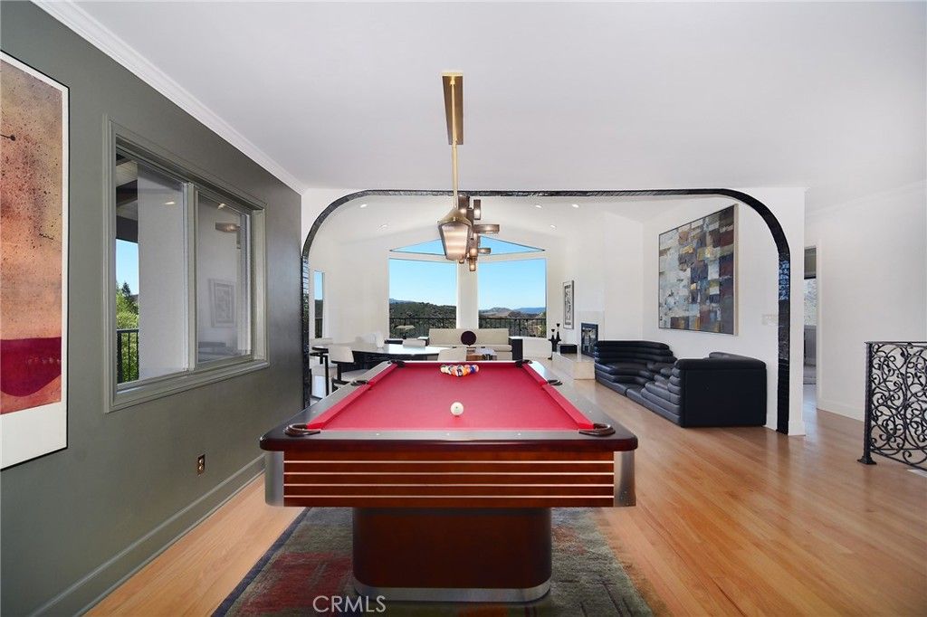 Image 12 of property listing at 130 Dapplegray Road, Bell Canyon, CA 91307