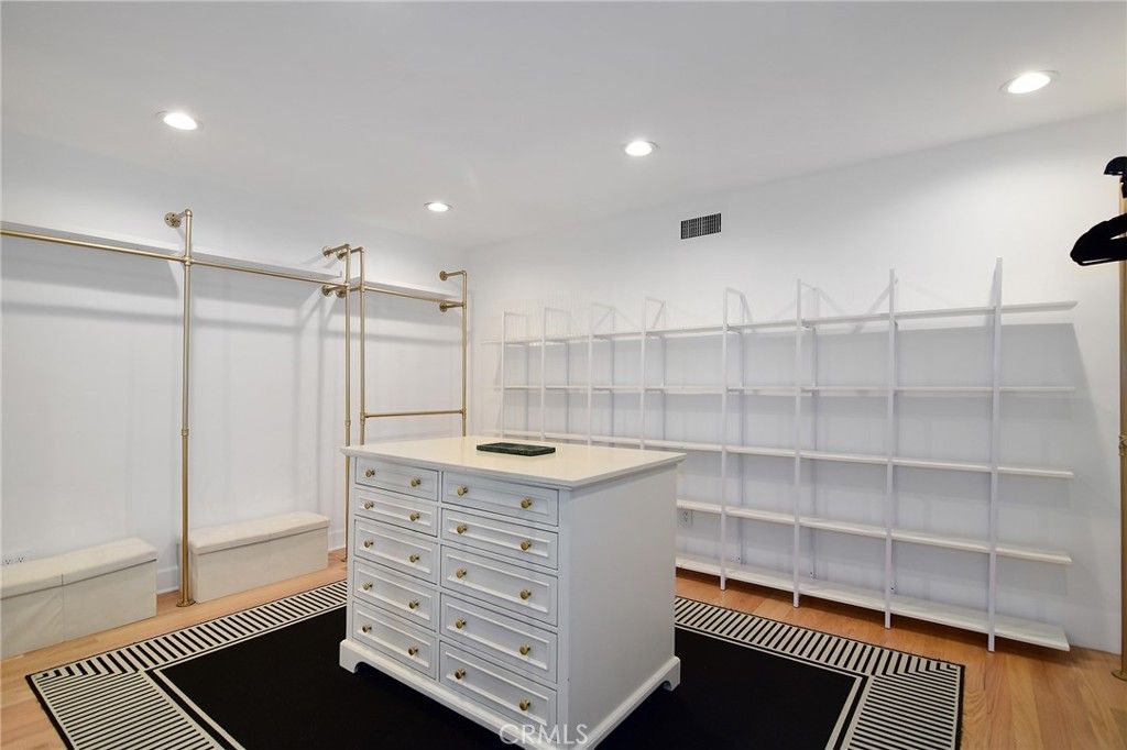 Image 25 of property listing at 130 Dapplegray Road, Bell Canyon, CA 91307