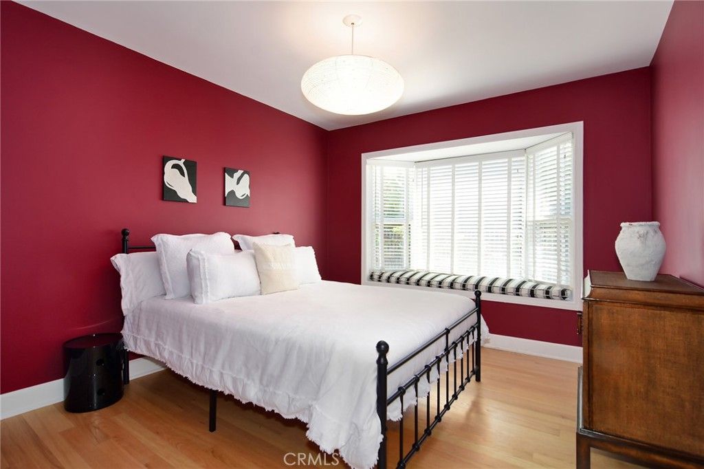 Image 27 of property listing at 130 Dapplegray Road, Bell Canyon, CA 91307