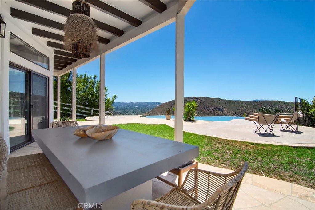 Image 44 of property listing at 130 Dapplegray Road, Bell Canyon, CA 91307
