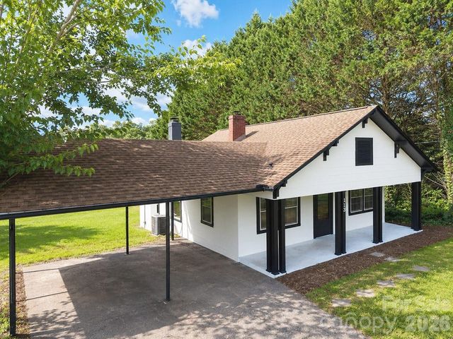 113 Mountain View Street, Morganton, NC 28655