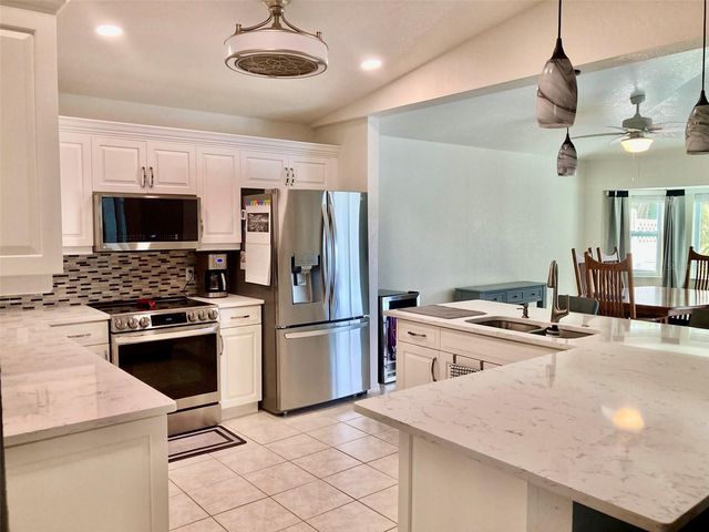 123 KINGS DRIVE, Rotonda West, FL 33947