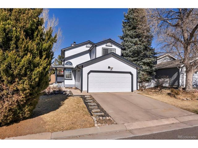 581 Longfellow Ln, Highlands Ranch, CO 80126