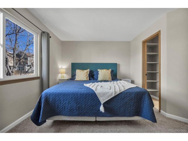 581 Longfellow Ln, Highlands Ranch, CO 80126
