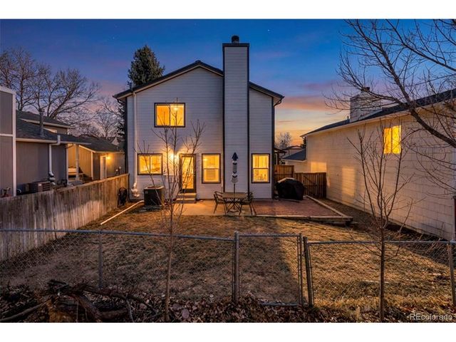 581 Longfellow Ln, Highlands Ranch, CO 80126
