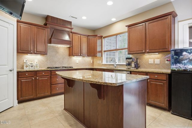 102 Alliance Circle W, Cary, NC 27519