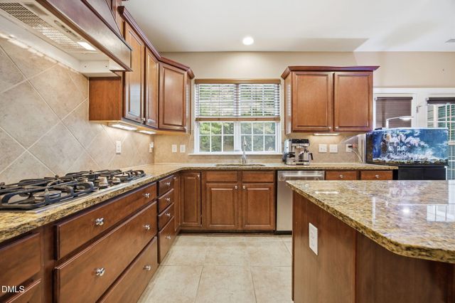 102 Alliance Circle W, Cary, NC 27519