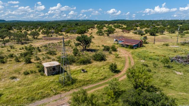 20977 HWY 87, Mason, TX 76856