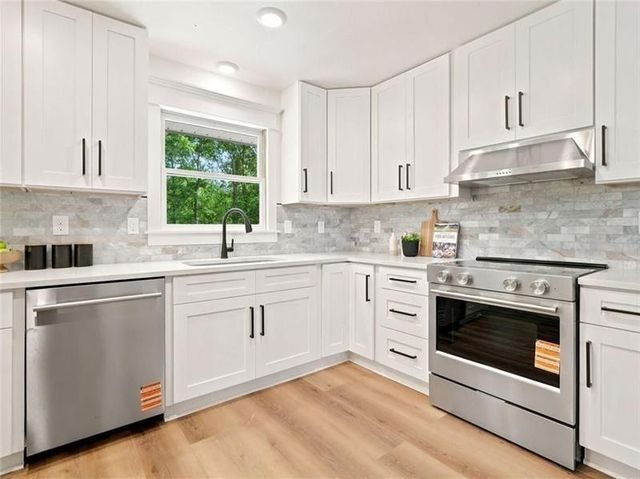627 Ammons Drive, Waleska, GA 30183