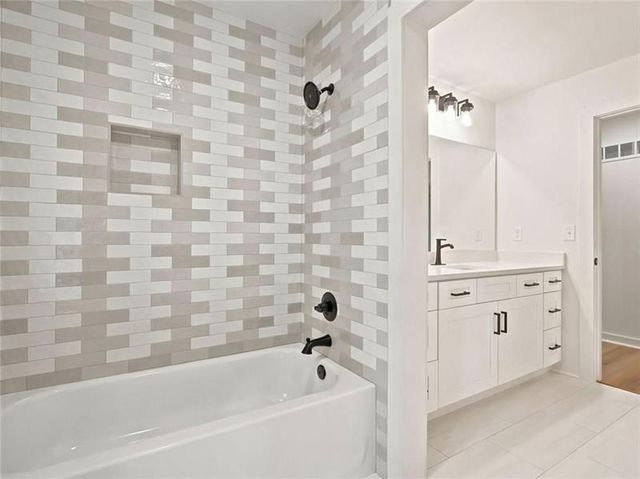 627 Ammons Drive, Waleska, GA 30183
