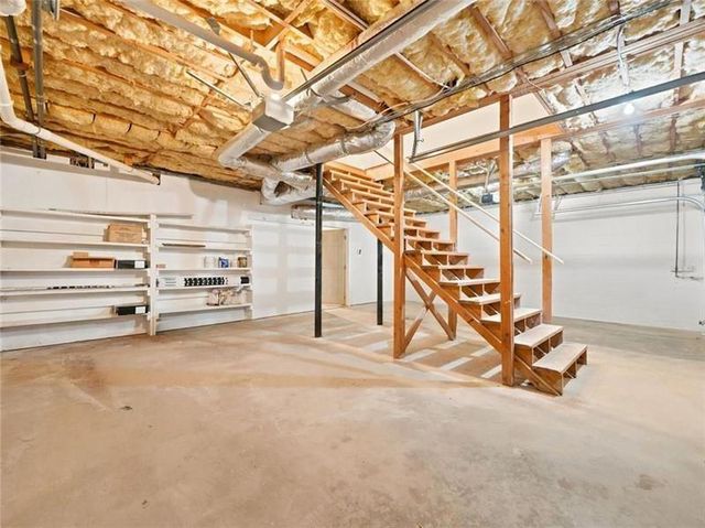 627 Ammons Drive, Waleska, GA 30183
