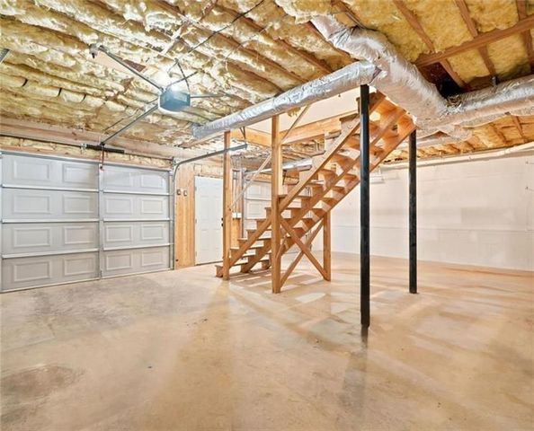 627 Ammons Drive, Waleska, GA 30183