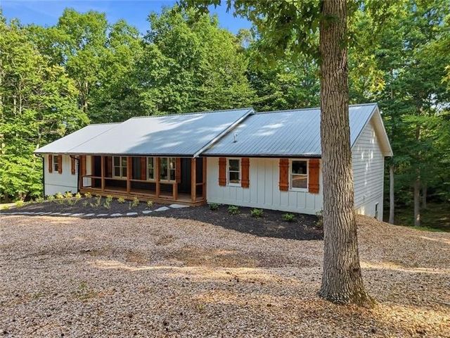 627 Ammons Drive, Waleska, GA 30183