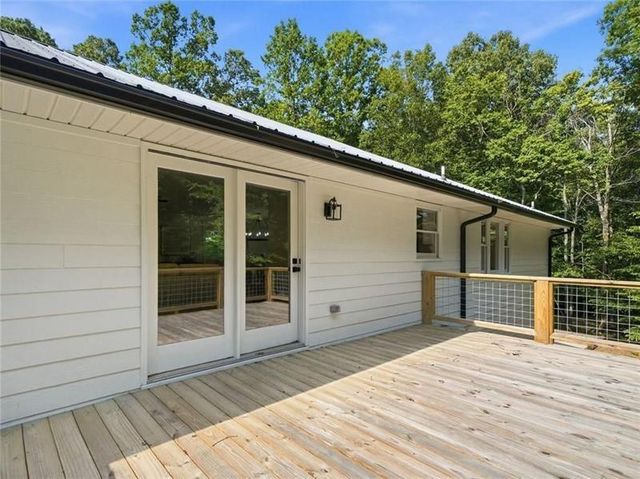 627 Ammons Drive, Waleska, GA 30183