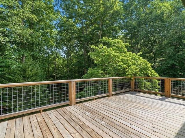 627 Ammons Drive, Waleska, GA 30183