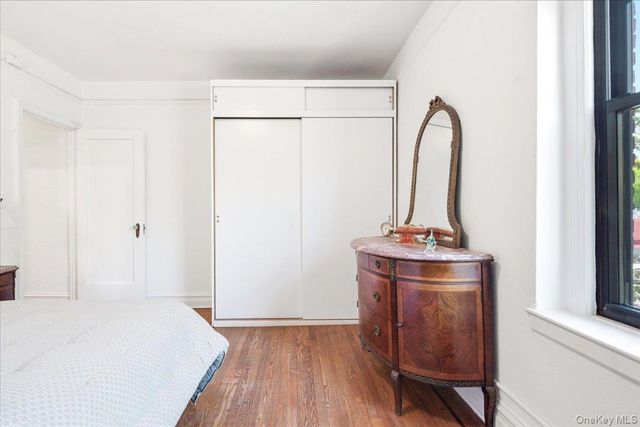 109-14 Ascan Avenue 2P, Forest Hills, NY 11375
