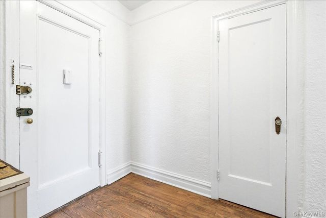 109-14 Ascan Avenue 2P, Forest Hills, NY 11375