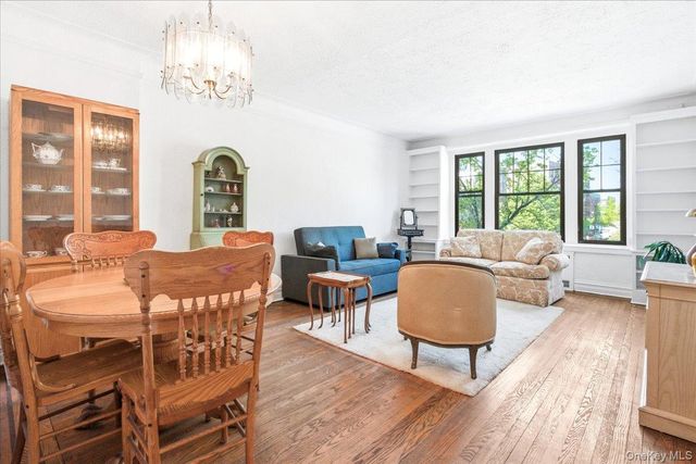 109-14 Ascan Avenue 2P, Forest Hills, NY 11375
