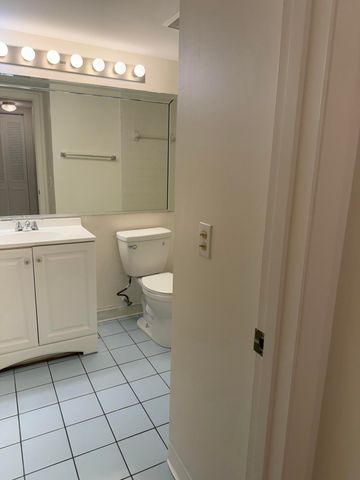 4961 Sable Pine Circle B1, West Palm Beach, FL 33417