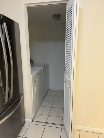 4961 Sable Pine Circle B1, West Palm Beach, FL 33417