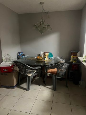 4961 Sable Pine Circle B1, West Palm Beach, FL 33417