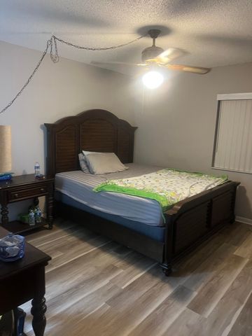 4961 Sable Pine Circle B1, West Palm Beach, FL 33417